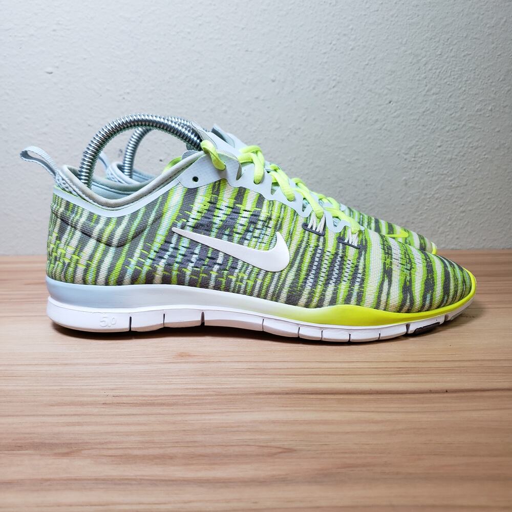 Nike Women's Lime Green White Patterned Sneakers - Picture 6 of 10